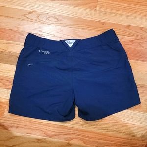 PFG Columbia womens shorts
